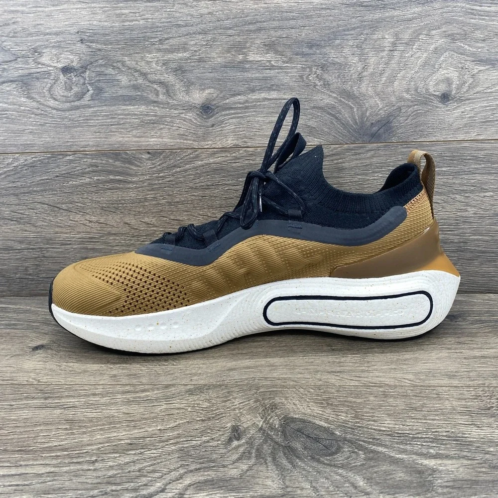 Under Armour HOVR Mega 2 MVMNT Running Sneakers Men's Size‎ 14 Camel 3027593-201